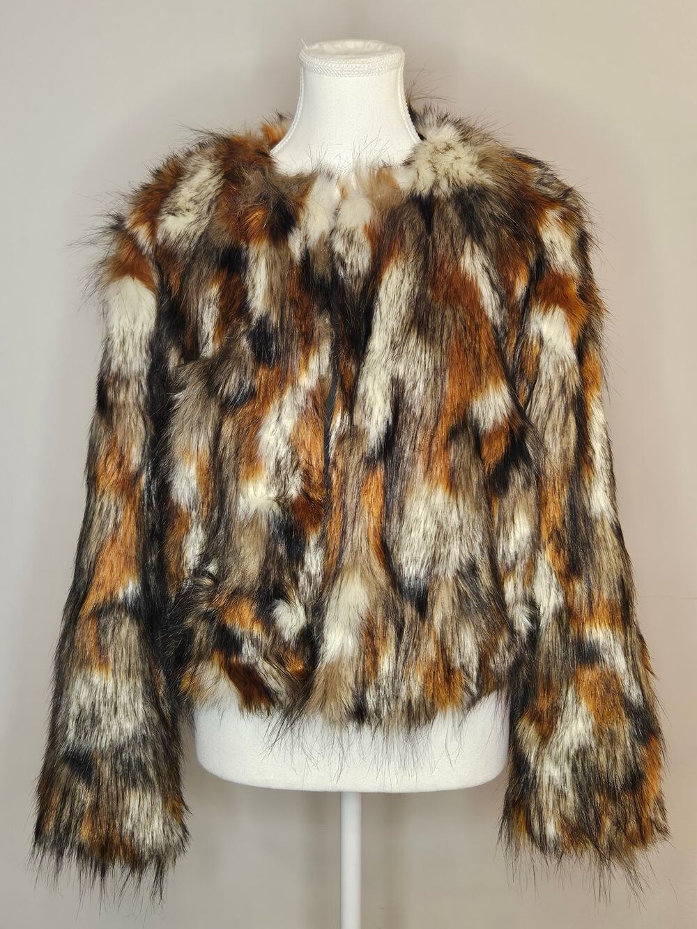 NWT Forever 21 Faux Fur Jacket -M- 19"-Length 44"-Bust Fully Lined H78